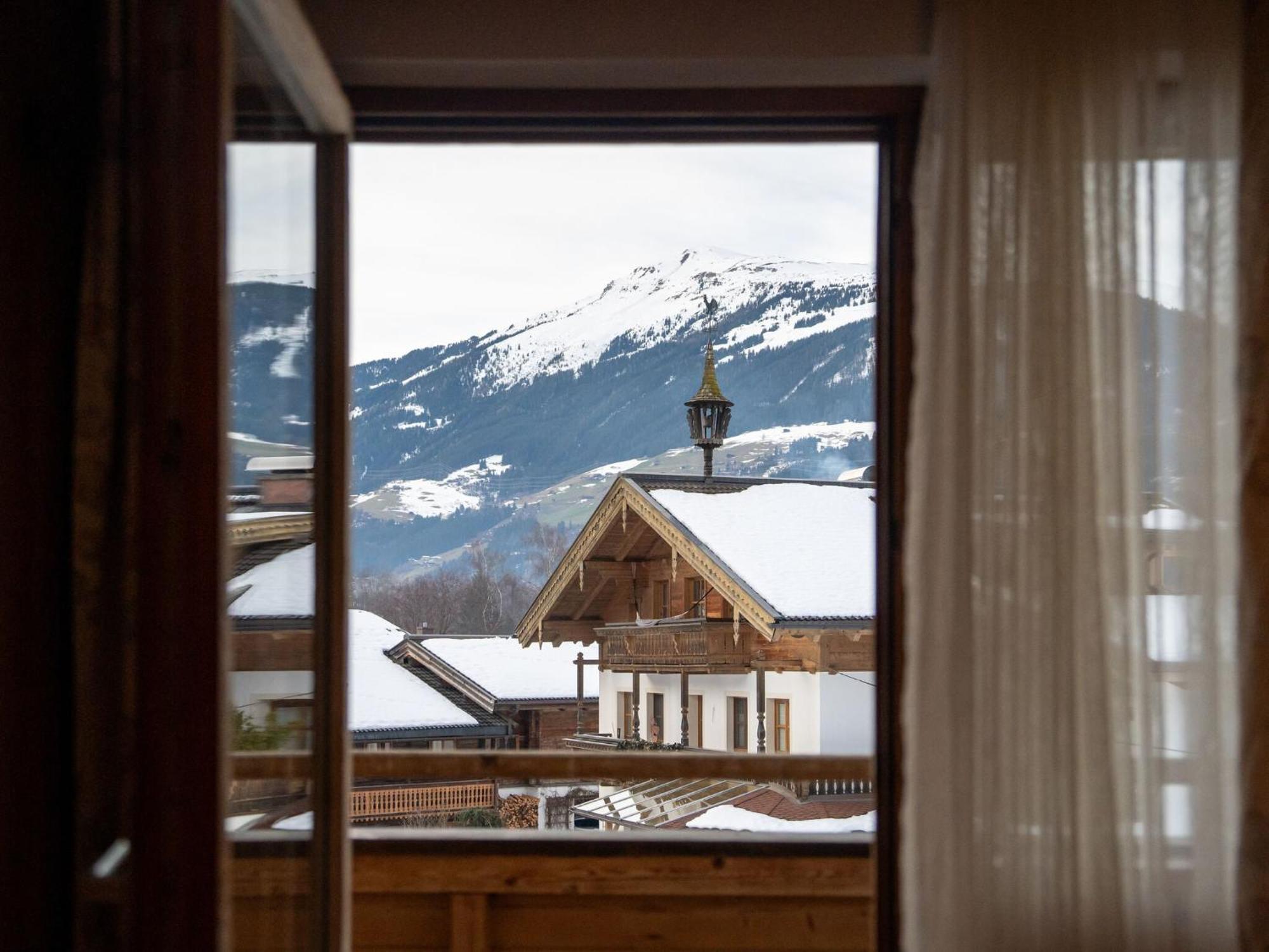 Comfortable Apartment In Salzburger Land Neukirchen am Großvenediger Екстериор снимка